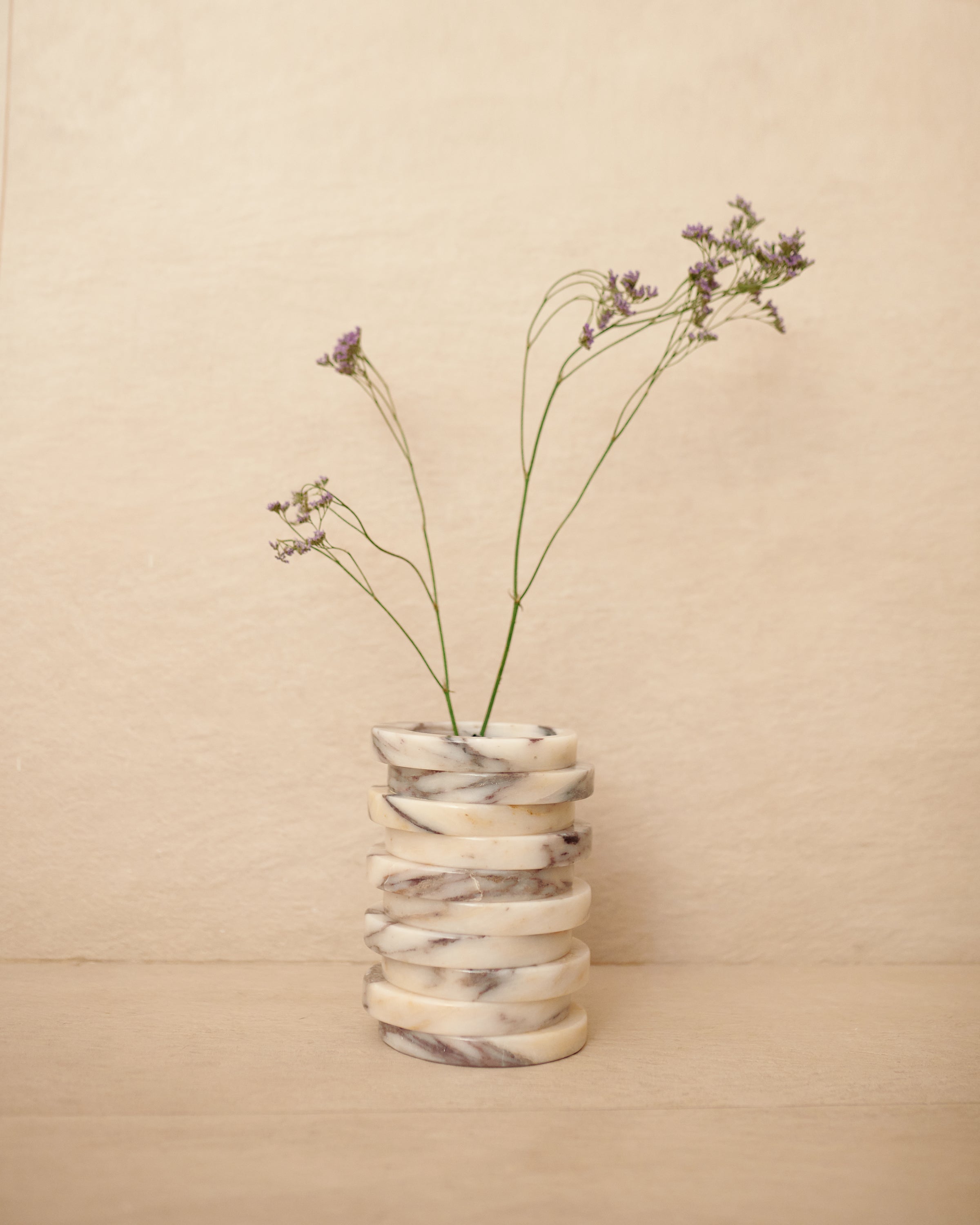 Dislocado Vase